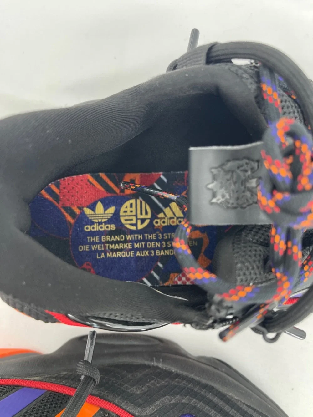 adidas Black Sneakers with Red, Orange, Yellow & Blue Graphic Insole MENS 8.5 - Picture 7 of 10